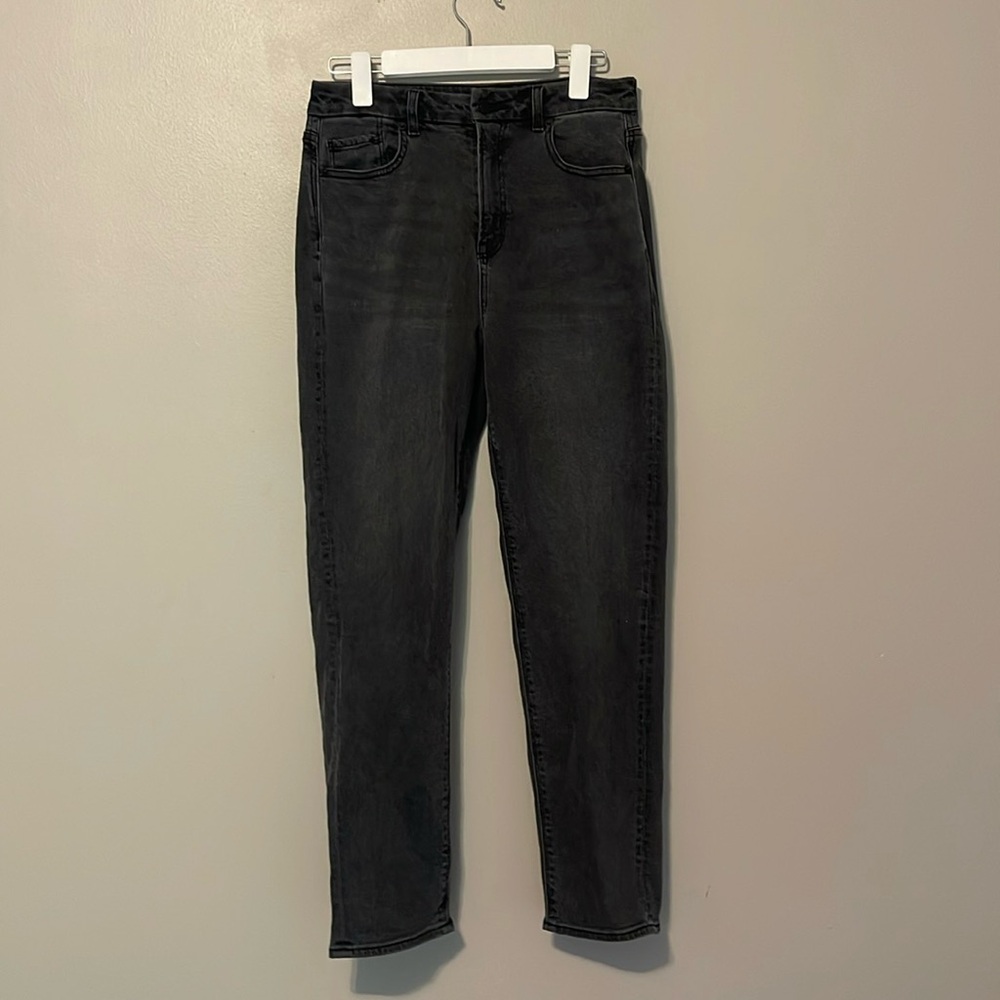 AE Stretch Curvy Mom Jean